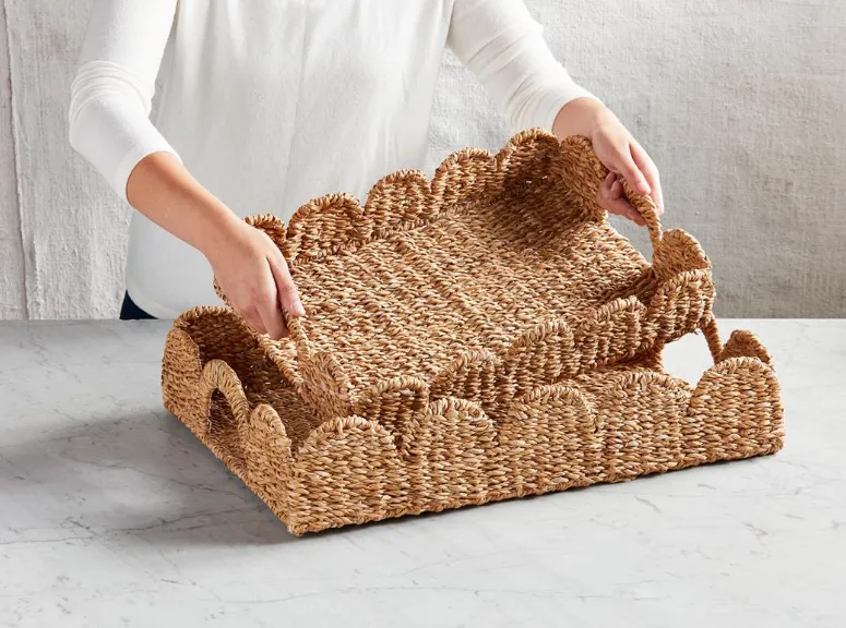 Scalloped Woven Tray